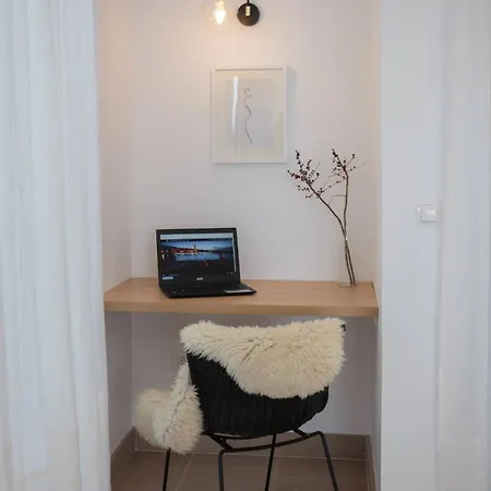 别墅 Unique 4-bedroom Sempervivum With Pool In